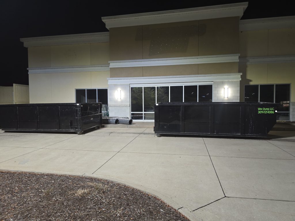 Mini Dumpster Rental in Quad Cities